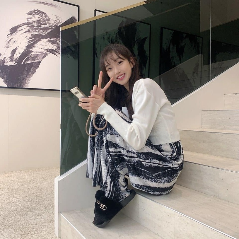 《上流戰爭2》金素妍是音癡?主演反差萌趣事,嚴基俊裸睡嚇壞室友,他竟是IQ140的天才