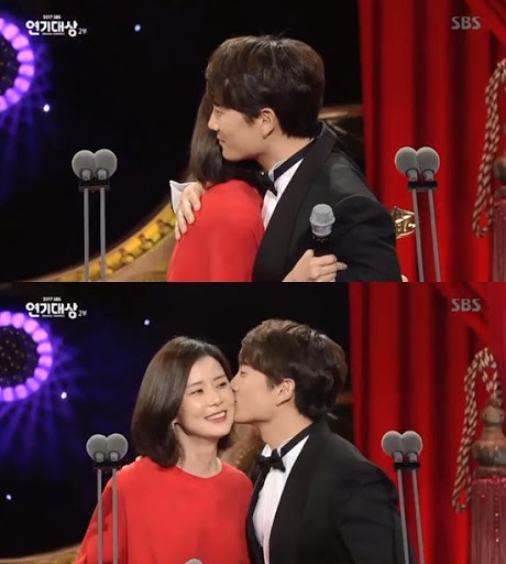 韓劇因戲生情CP5:《最後的舞請與我一起》池晟♥李寶英