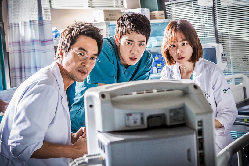 《金師傅3》要來了?2021韓劇續集資訊,《上流戰爭3》月底開拍&《機醫2》兩CP都發糖?