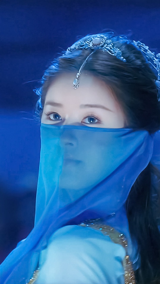 古裝劇一眼萬年的「面紗美人」2:趙露思 飾演《三千鴉殺》覃川