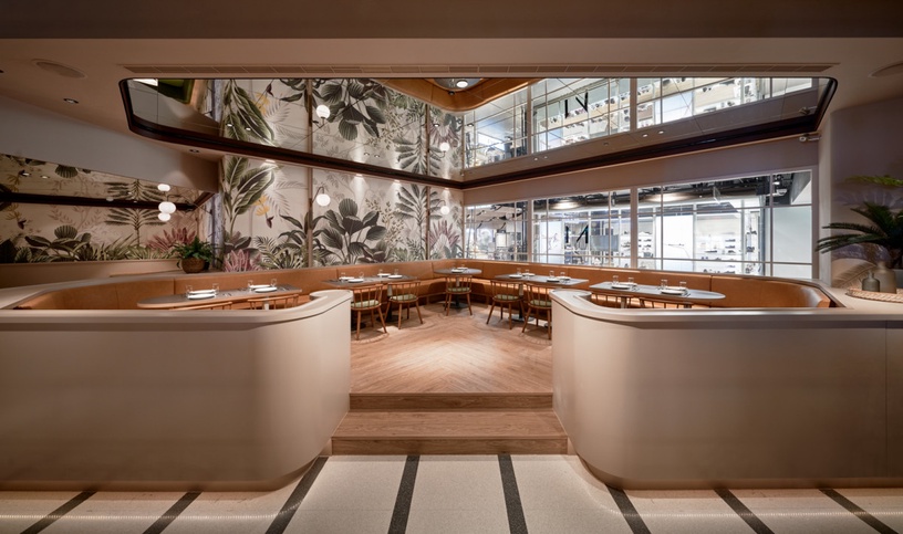 橘色餐飲品牌打造最新網美餐廳「M One Cafe 」