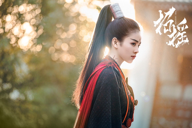 女星「古裝高馬尾」造型5:白鹿 飾演《招搖》路招搖