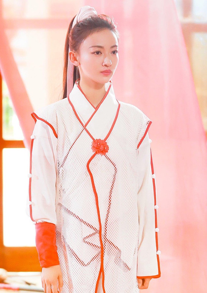 女星「古裝高馬尾」造型6:吳謹言 飾演《倚天屠龍記》趙敏