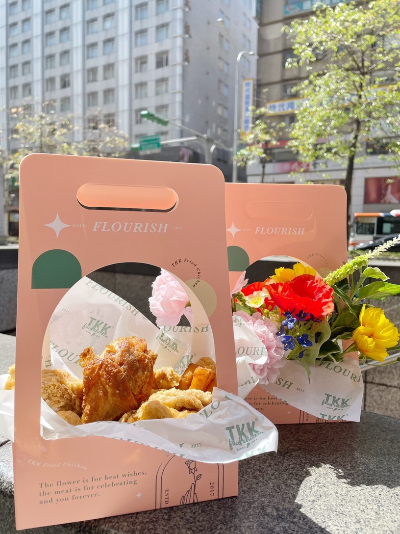 頂呱呱母親節「炸雞花」期間限定登場