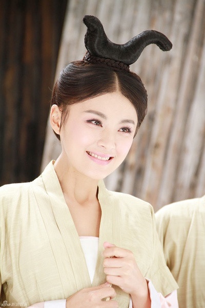 古裝劇「最辣眼睛的造型」7:婢女式的牛角包