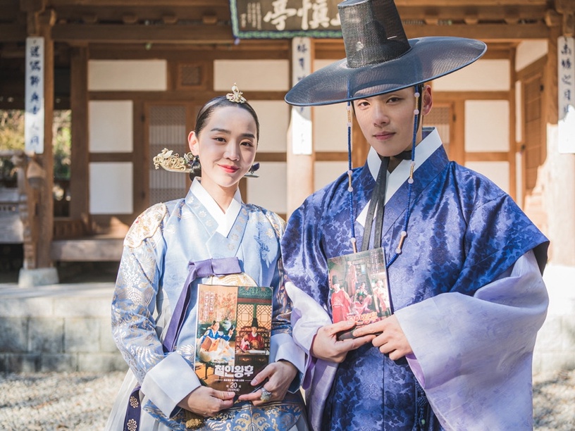 2021韓星古裝/時裝對比!俞利、金裕貞韓服古裝簡直美成仙,金所泫、權娜拉好可惜