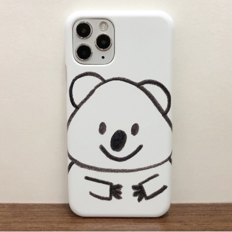 盤點「韓星同款手機殼」!秀智、韓素希愛用「文創手繪風」,500元輕鬆GET女神手機殼