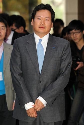 《模範計程車》原案更扯!韓國仗勢欺人案件,他180度賞人巴掌、「打一棍給100萬」超怒