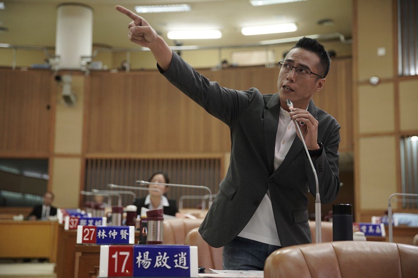 2021懸疑台劇!莊凱勛、張榕容、劉冠廷《第三佈局 塵沙惑》,最台犯罪影集6/13首播