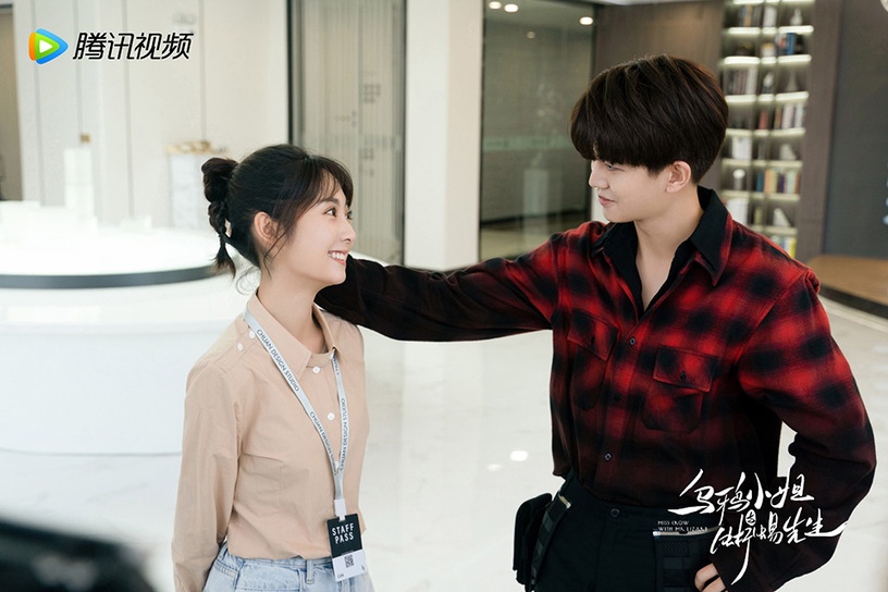 近期陸劇熱度榜TOP 5:任嘉倫、邢菲《烏鴉小姐與蜥蜴先生》