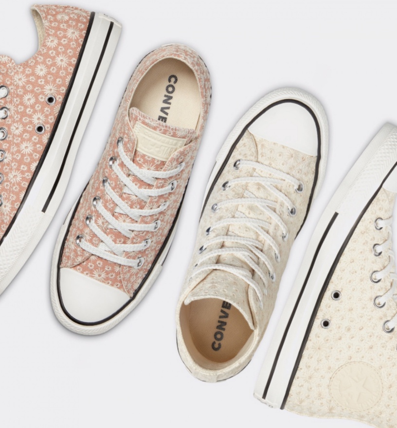 2021春夏Converse「刺繡花卉系列」:立體刺繡山茶花朵仙女鞋,售價NT.2,980