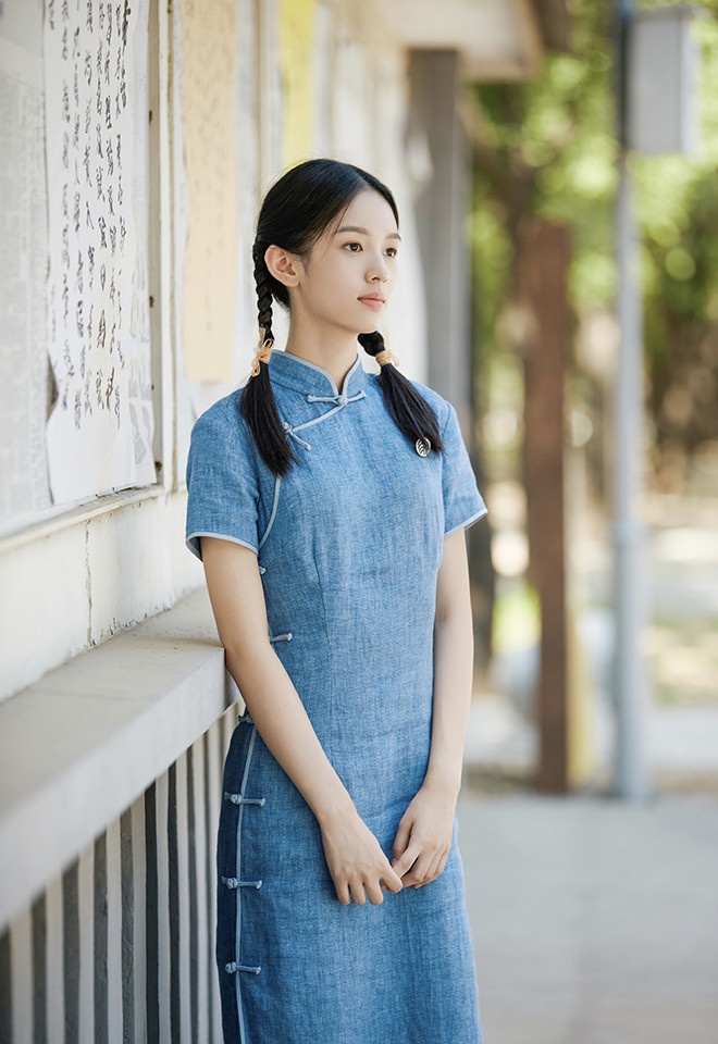 陸劇女星「民國風麻花辮造型」2:周也