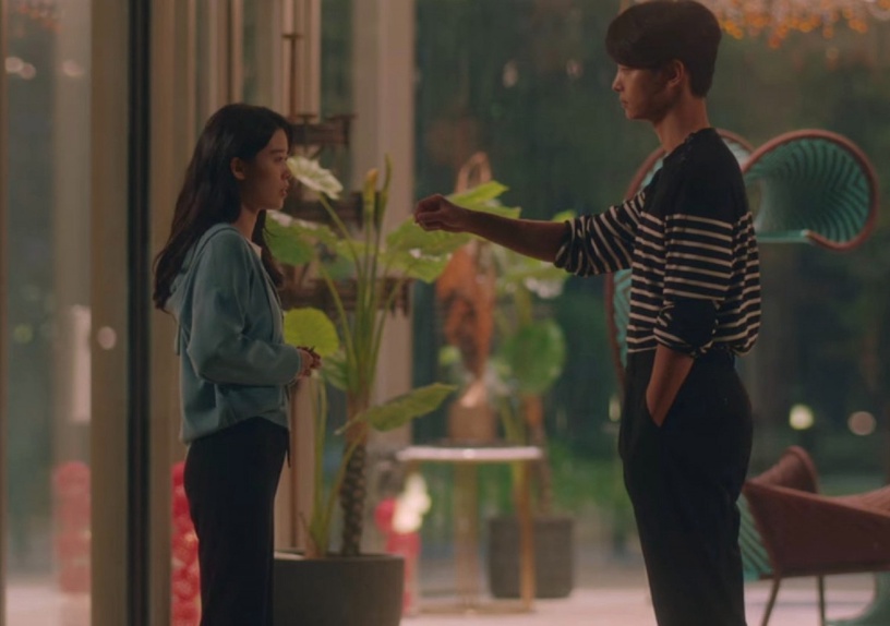 Netflix韓劇《我的上流世界》滿滿爆點!家教變小三、少爺戀上女傭,竟還隱藏百合戀