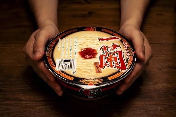 網敲碗成功,日本一蘭拉麵豚骨杯麵台灣「這天」開賣