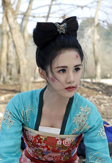 陸劇女星「蝴蝶結髮髻」古裝造型8:安悅溪《顫抖吧,阿部》