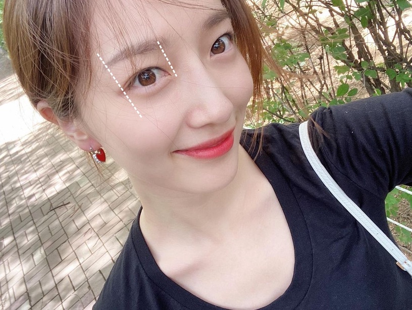 疫情時代「口罩妝」怎麼畫?耐磨底妝+臥蠶眼妝是重點