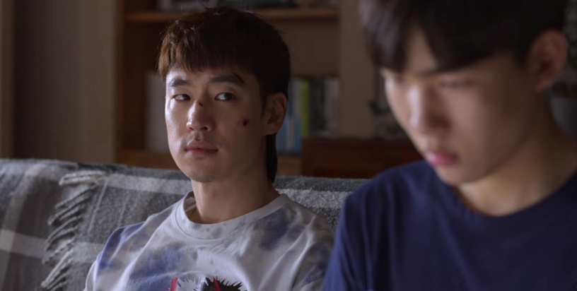 《我是遺物整理師》這重要細節Netflix原本沒翻譯!6大彩蛋解析,可魯送徽章涵義超爆淚