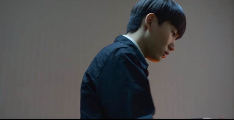《我是遺物整理師》這重要細節Netflix原本沒翻譯!6大彩蛋解析,可魯送徽章涵義超爆淚