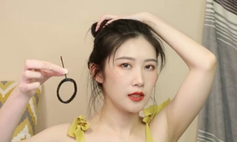 稀疏髮包包頭、丸子頭綁法教學!分成兩束是關鍵,綁出大顆蓬鬆包包頭、不鬆垮變形