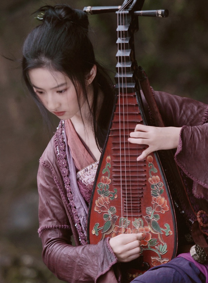 網議「永遠的神古裝美人」TOP 1:劉亦菲