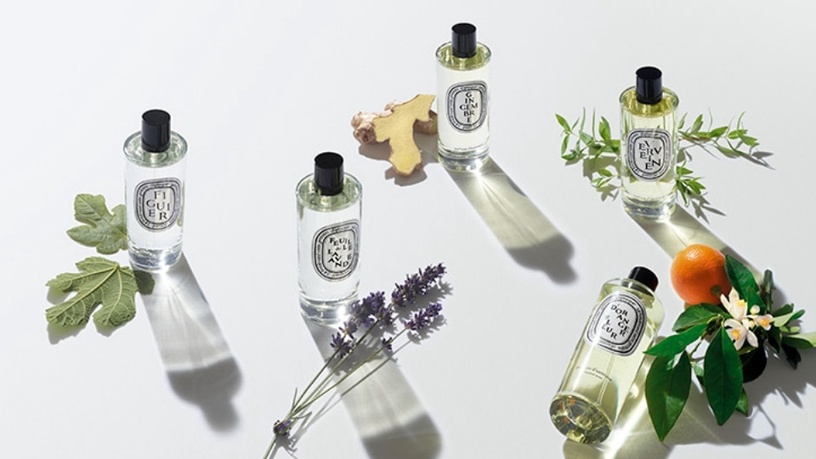輕輕一噴房間變高級!「室內香氛噴霧」人氣推薦,Neom、THREE天然精油超療癒