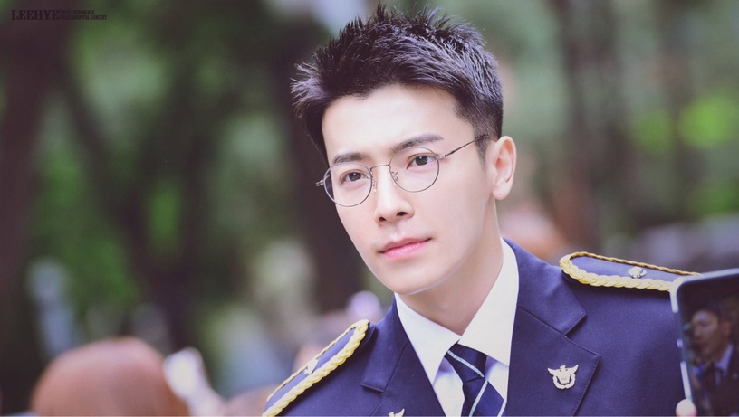 網熱議韓星超帥從軍入伍照!玄彬、玉澤演軍照超Man,李東海軍照非粉絲都在存!