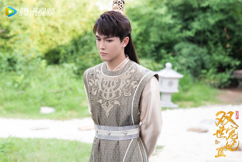 甜寵劇《雙世寵妃3》古裝男神&女神5:王浩歌 飾演 墨靖軒
