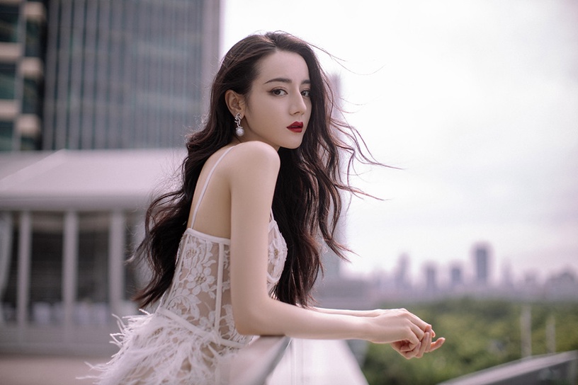2021上半年「陸劇女星網路熱度榜」TOP 1:迪麗熱巴