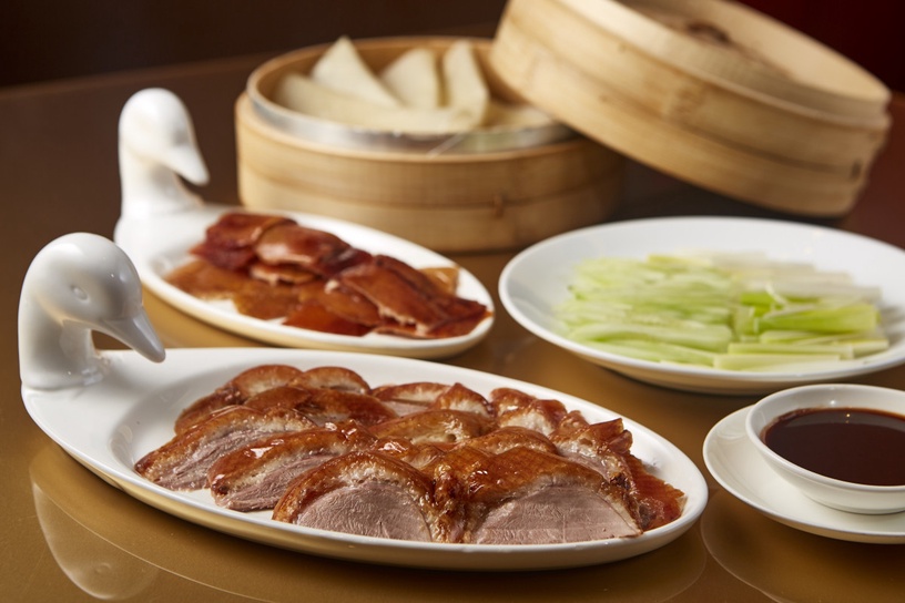 烤鴨控開吃!飯店外帶烤鴨統整,米其林三星片皮鴨、烤鴨五吃免3000,美味烤鴨在家吃!