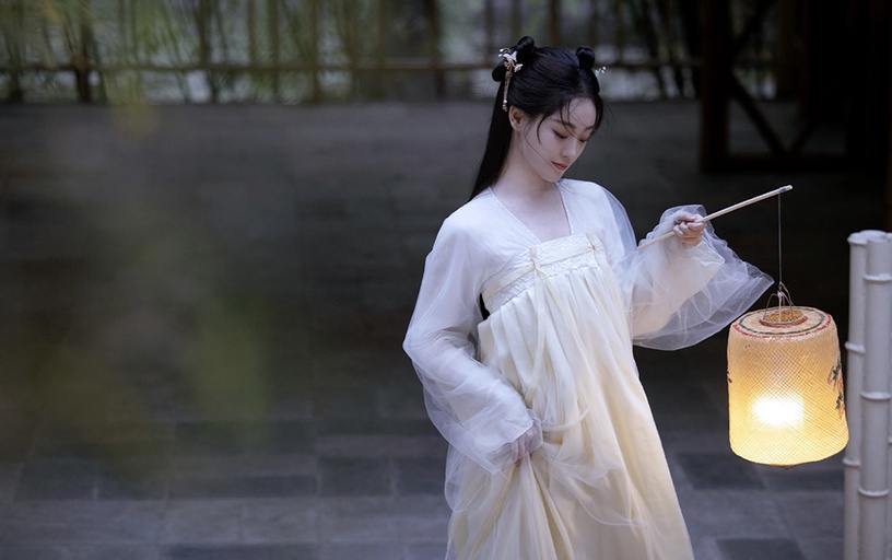 網評2021上半年最美古裝女神TOP 8:祝緒丹 飾演《遇龍》流螢/阮阿瑜/封塵月/顧輕煙