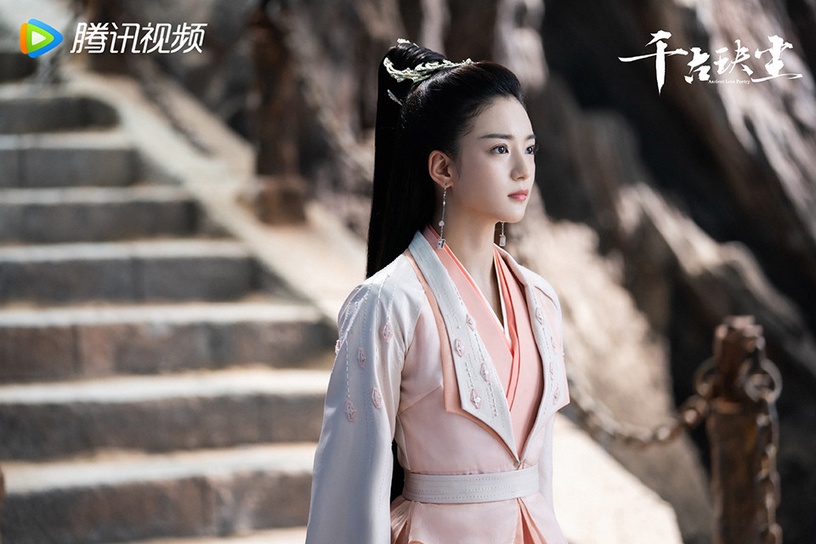 古裝劇《千古玦塵》古裝女神6:張雅欽 飾演 鳳染