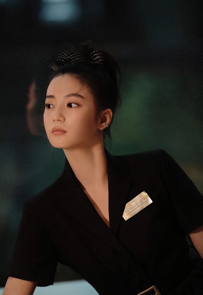 古裝劇《千古玦塵》古裝女神6:張雅欽 飾演 鳳染