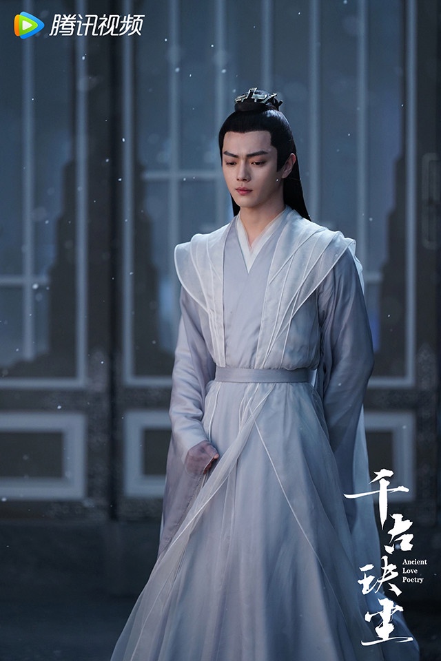 古裝劇《千古玦塵》古裝男神1:許凱 飾演 白玦/清穆/柏玄