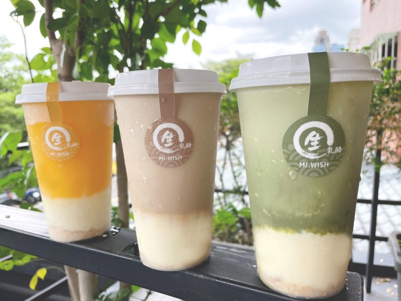 手搖杯版「生乳酪蛋糕」新上市!抹茶、愛文芒果、黑糖三種口味,外送滿額7折優惠