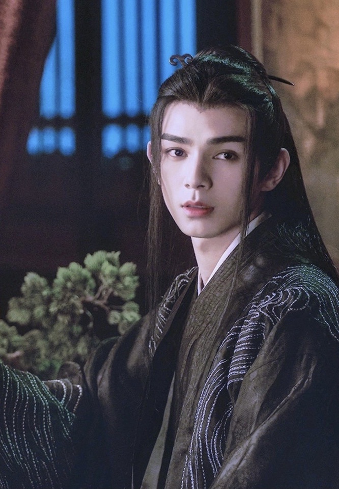 偶像男團的古裝造型9:何昶希《陳情令》致敬版、《春閨夢裡人》