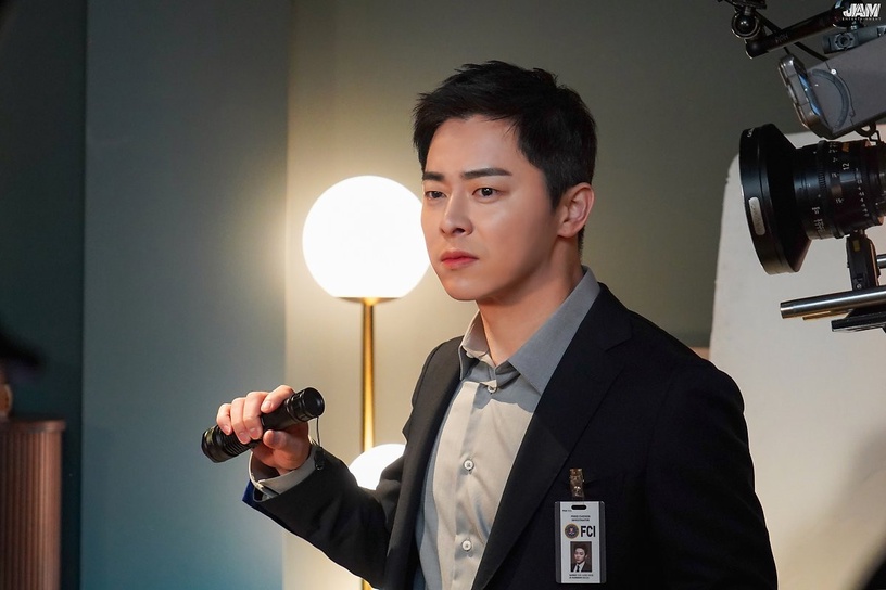 關於《機智醫生生活》曹政奭的6件事!愛即興演出、自己加戲,是演藝圈新好男人代表