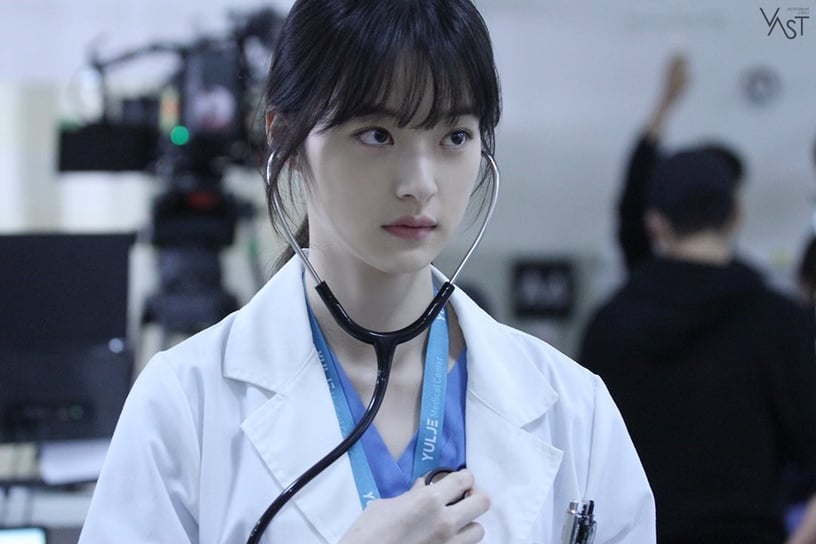 《機智醫生生活》他們演完都爆紅!田美都代言接到手軟,《某一天滅亡》女二竟是第1季的她?