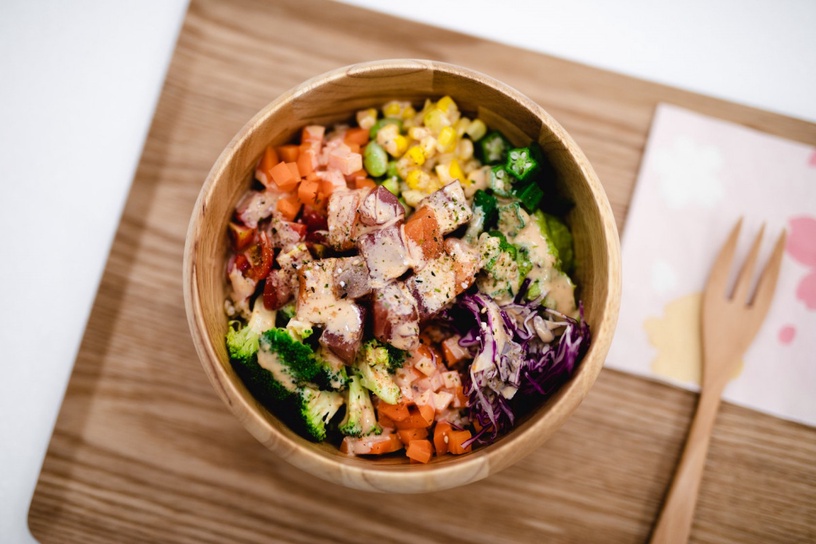 台北熱門「低脂健康餐」推薦:HALOA POKE 夏威夷拌飯