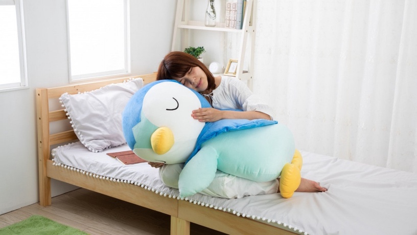 巨大化寶可夢再+1!90公分「波加曼抱枕玩偶」全新登場,呆萌趴睡造型太療癒