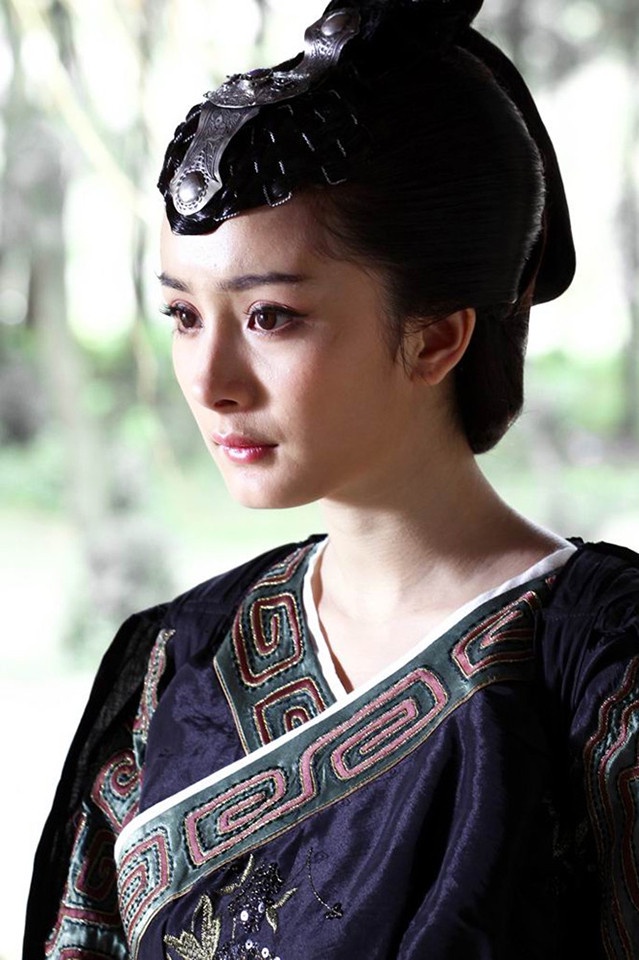 陸劇叫「玲瓏」的角色3:楊冪 飾演《神探狄仁傑前傳》玲瓏