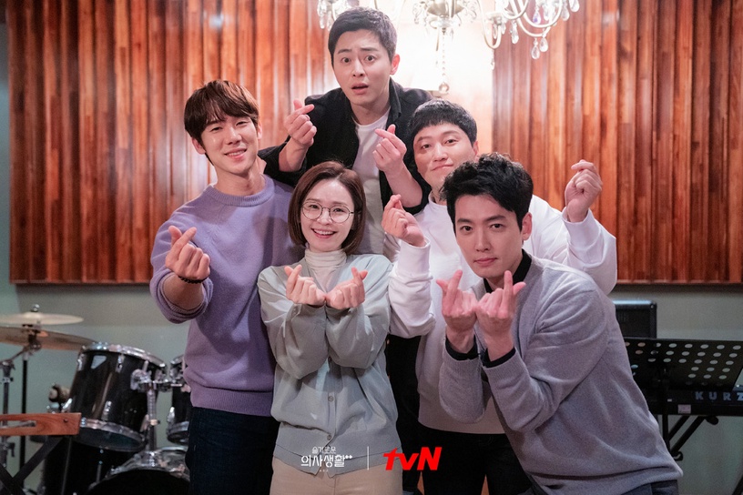 2021上半年有線台韓劇收視TOP10!百想大贏家《怪物》竟沒入榜,tvN作品霸榜前三超狂!