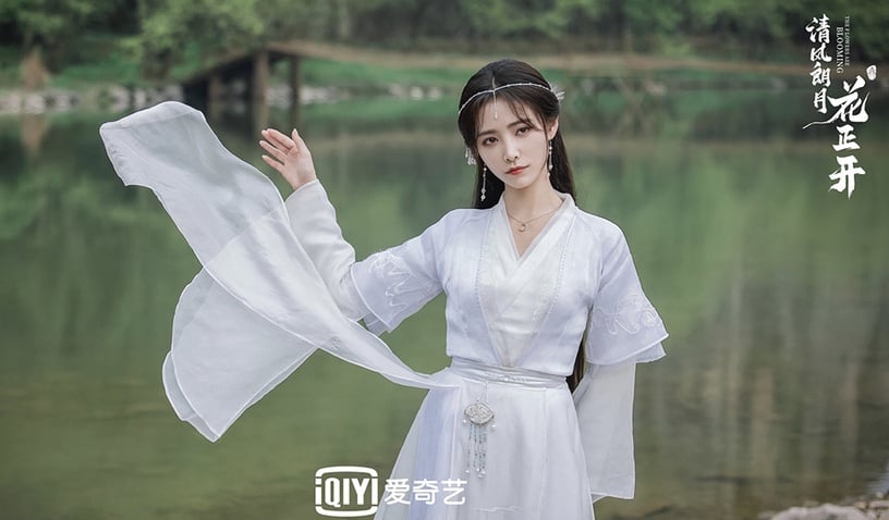 偶像女團轉型演員的陸劇資源PK 7:許佳琪《清風朗月花正開》、《幻樂森林》待播