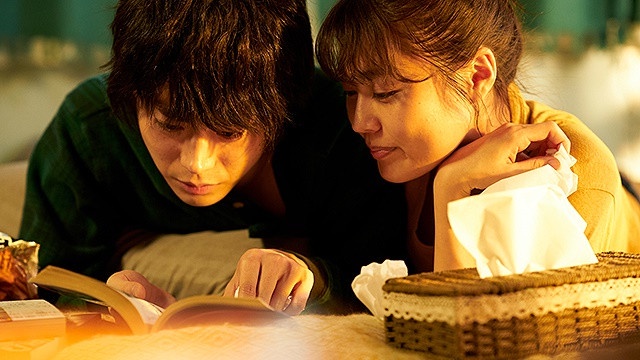 菅田將暉、有村架純《花束般的戀愛》微解封上映!蟬聯日本票房冠軍,純愛虐戀日網推爆