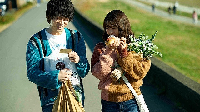 菅田將暉、有村架純《花束般的戀愛》微解封上映!蟬聯日本票房冠軍,純愛虐戀日網推爆