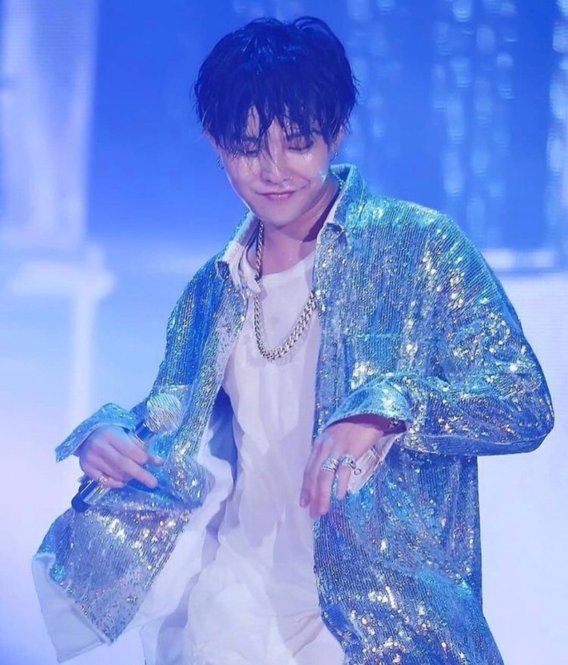 韓熱議「舞台實力最強愛豆」TOP8!Jennie、泫雅、太妍入榜,EXO伯賢高難度轉音成經典