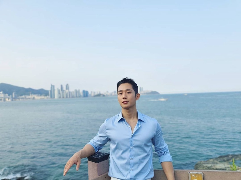 2021日網人氣票選「30歲以上韓國男星」TOP20!金秀賢、李棟旭不在前十,朴敘俊僅第四
