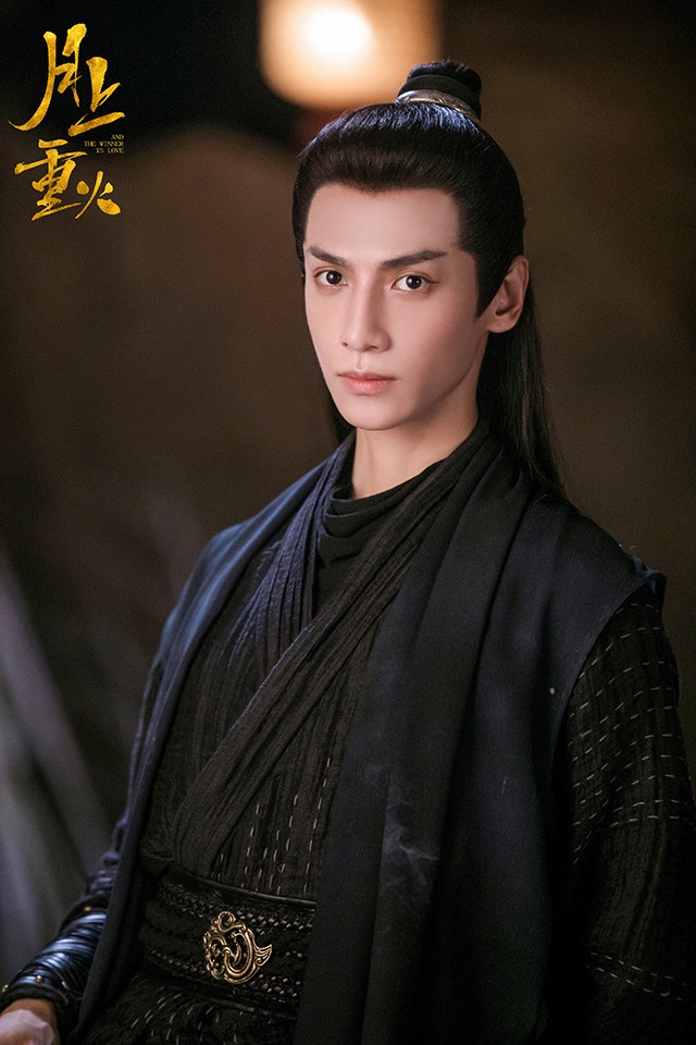 古裝劇「黑衣美男」3:羅雲熙 飾演《月上重火》上官透