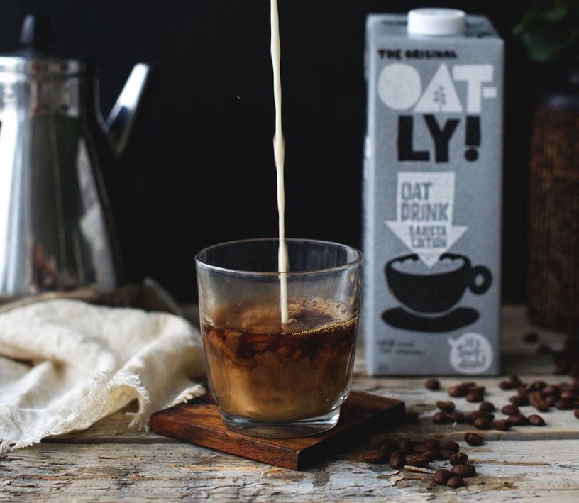 便利超商燕麥奶推薦3:CITY Cafe × Oatly燕麥奶