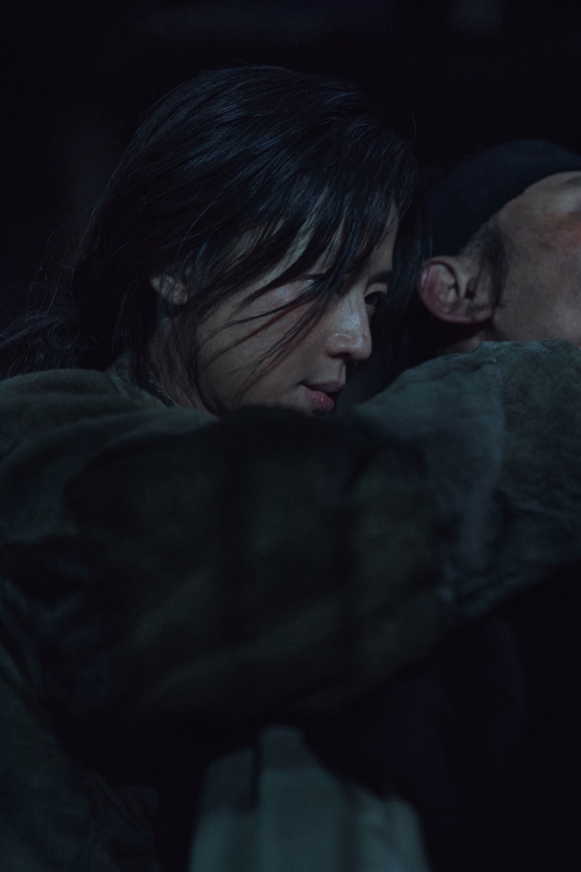 全智賢《屍戰朝鮮:雅信傳》5個幕後秘密!播放量是Netflix全球第三,網傳第3季2023年才播?