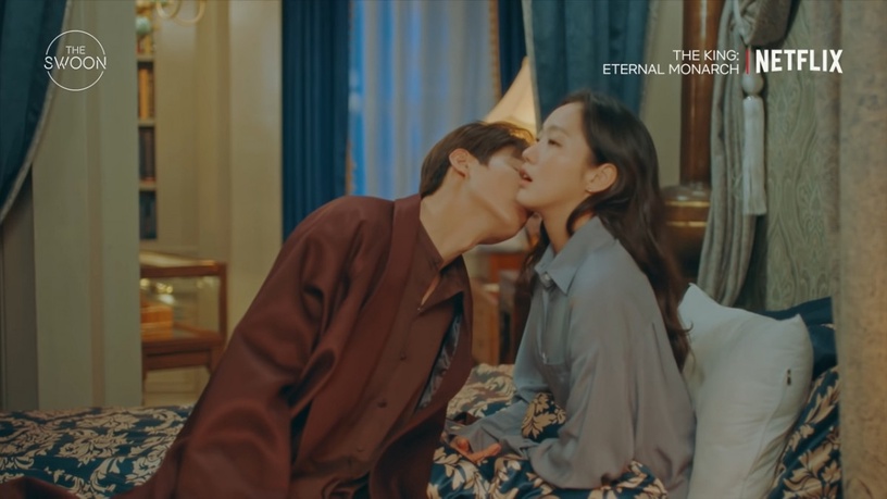 Netflix韓劇YT播放量Top10!《愛的迫降》玄彬孫藝珍吻戲第四,《無法抗拒的他》宋江&韓素希床戲竟破2500萬播放
